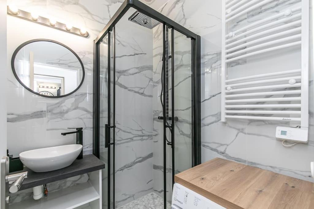 Mba Splendide Appart - Le Raincy - Banlieue Paris Вилмомбл Екстериор снимка